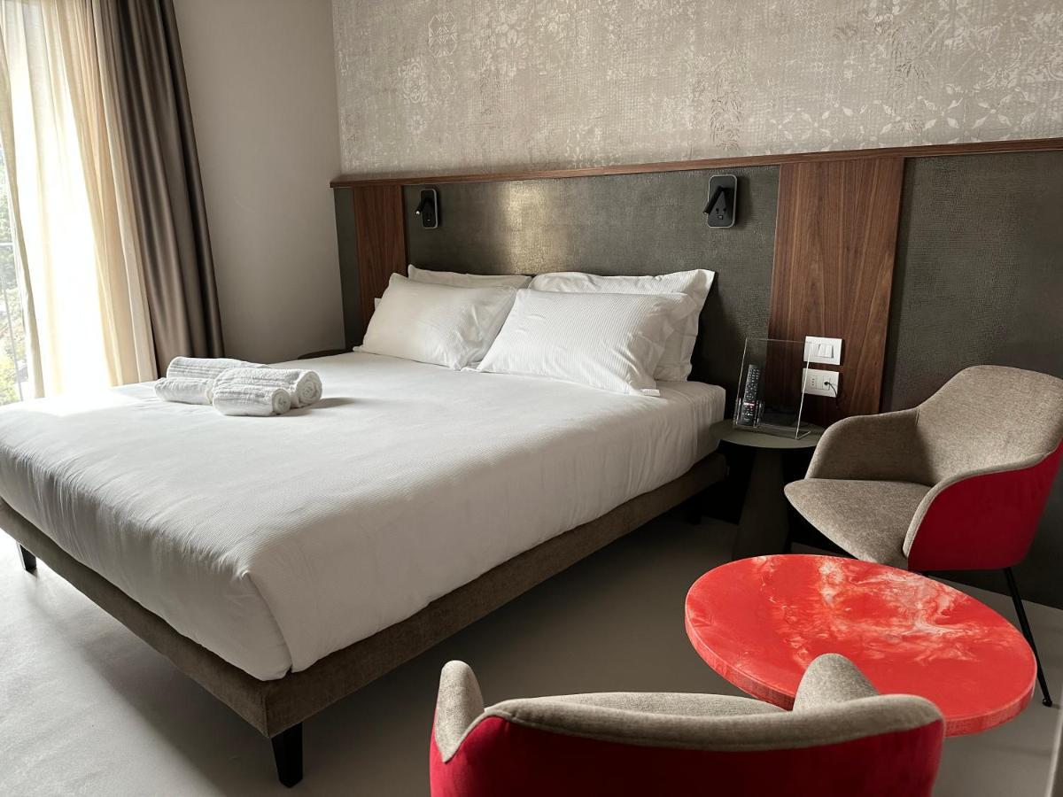 Villa Clementina Boutique Hotel Colonno Buitenkant foto